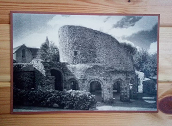 Le temple de Lanleff par Mickael Joigneau